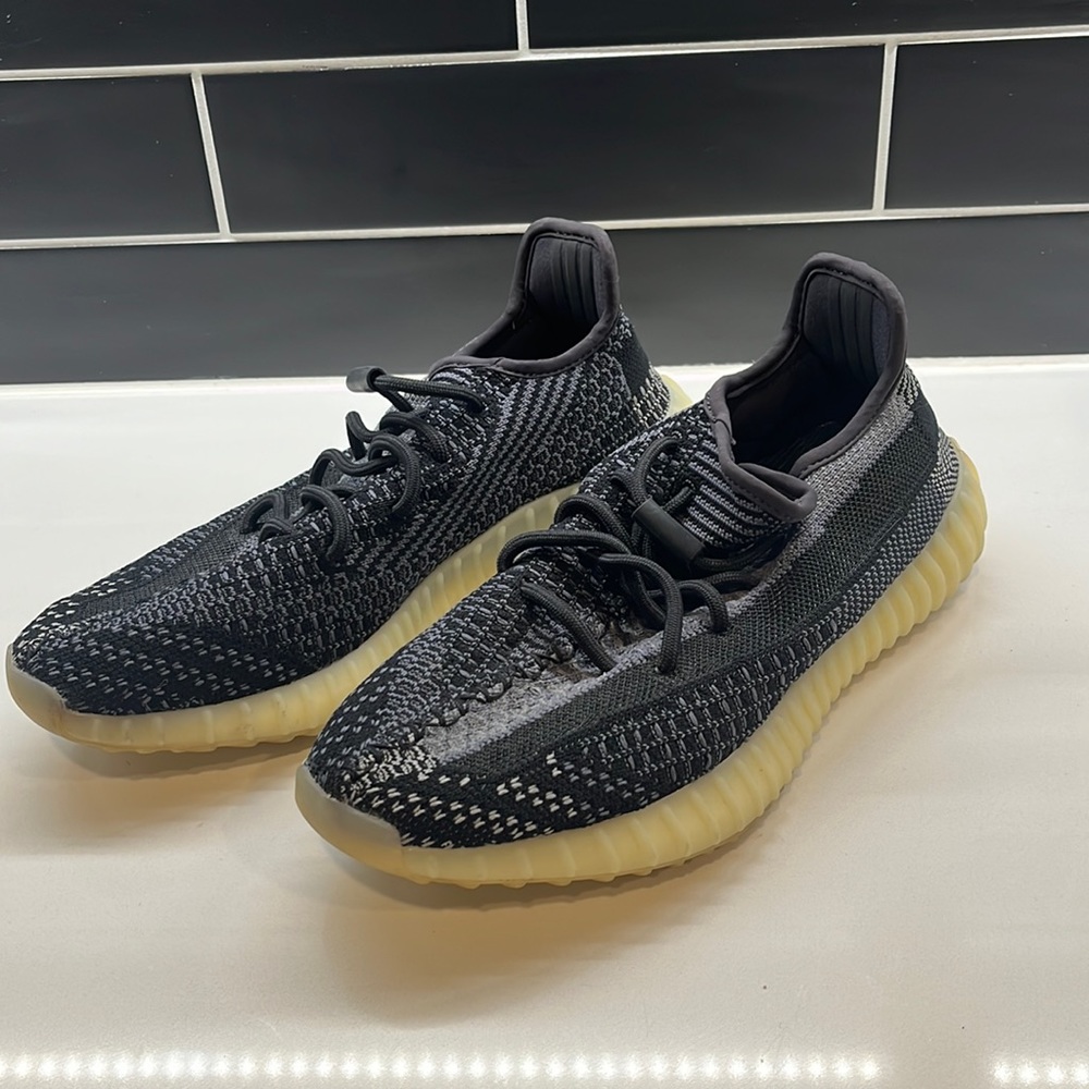 Yeezy Boost 350 V2 Asriel